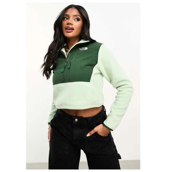 The North Face Denali Water Repellent Crop Jacket Size Medium - Picture 1 of 13